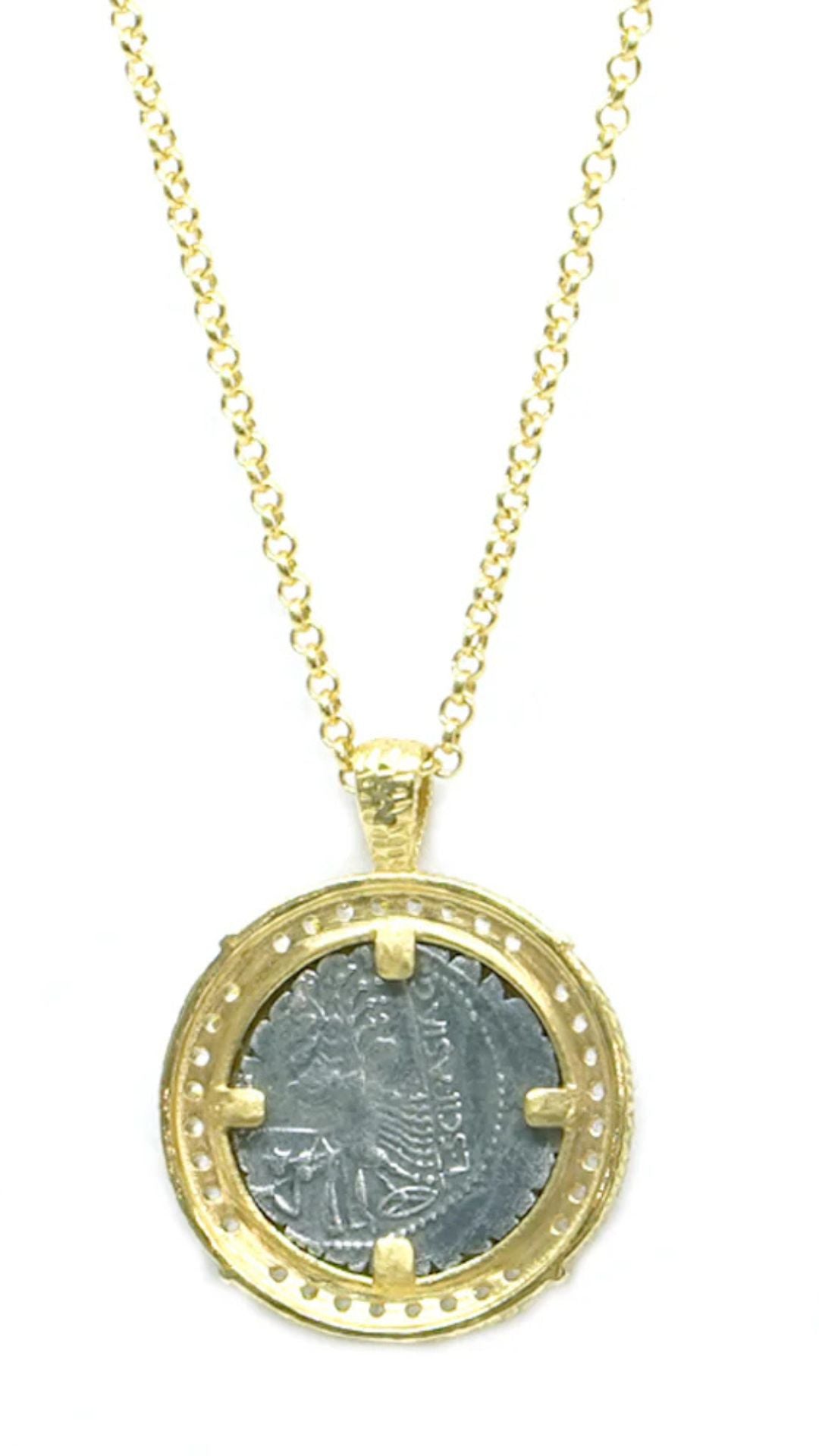 Gold Frame VS Cornelia Necklace - Tat2