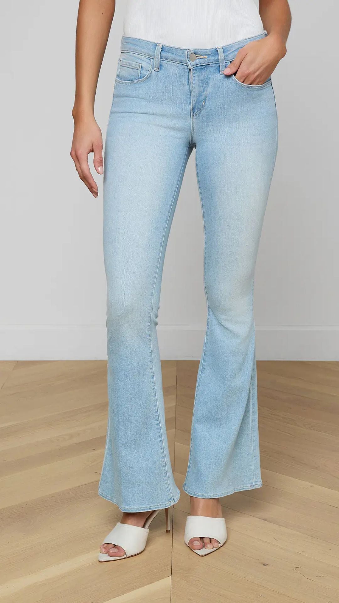 Taney Low-Rise Flare Jean - L'Agence