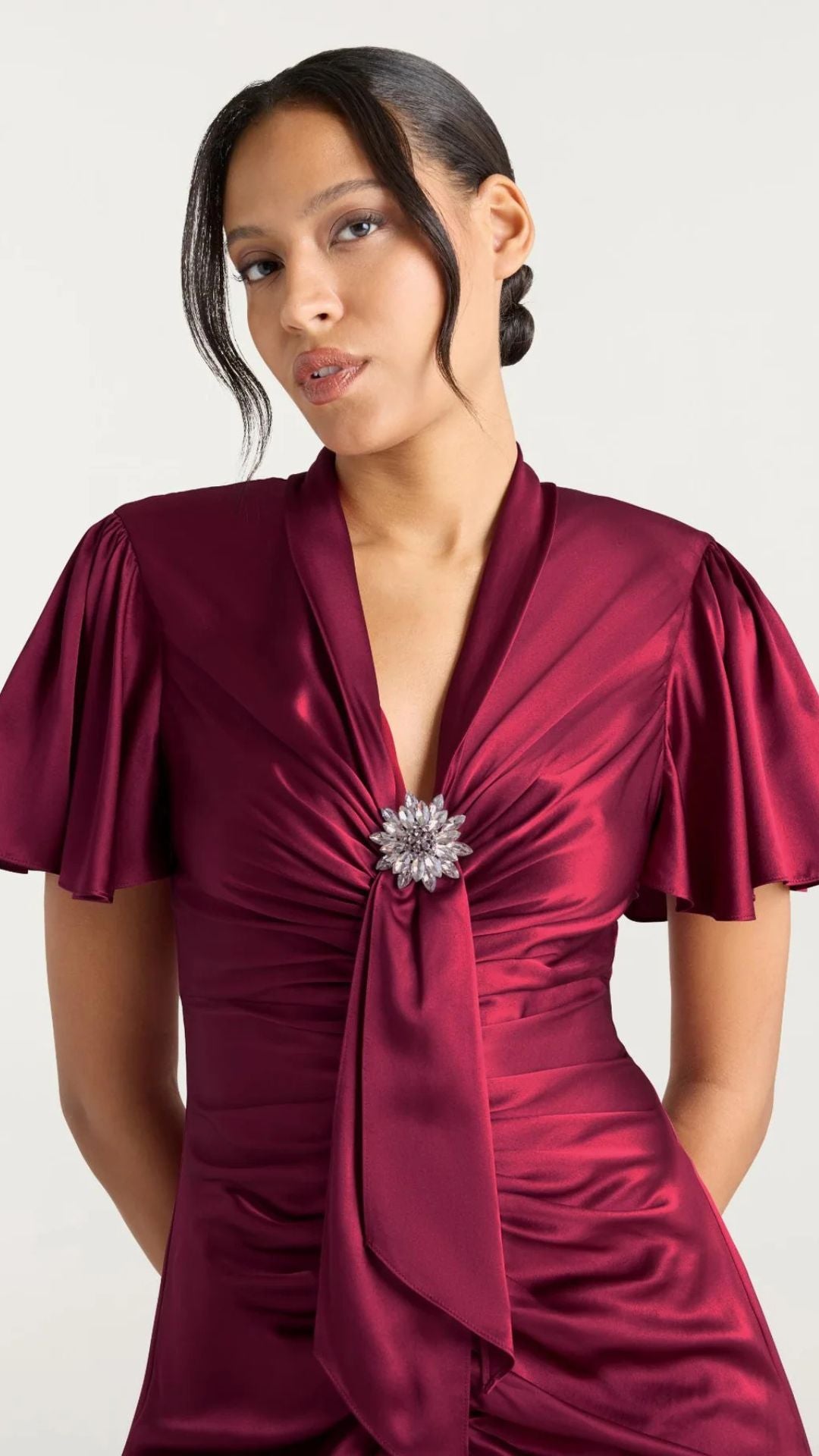 Brooch Peeta Dress