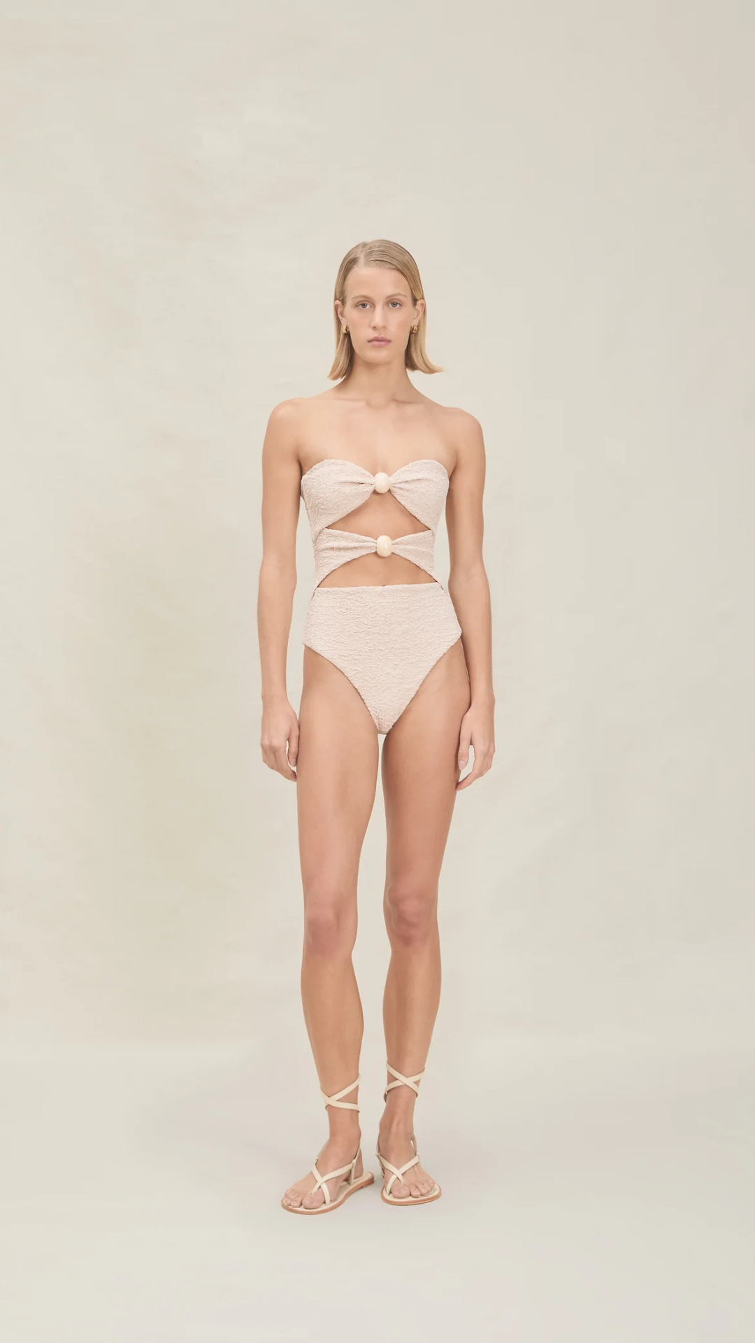 Misha Full Piece - Devon Windsor