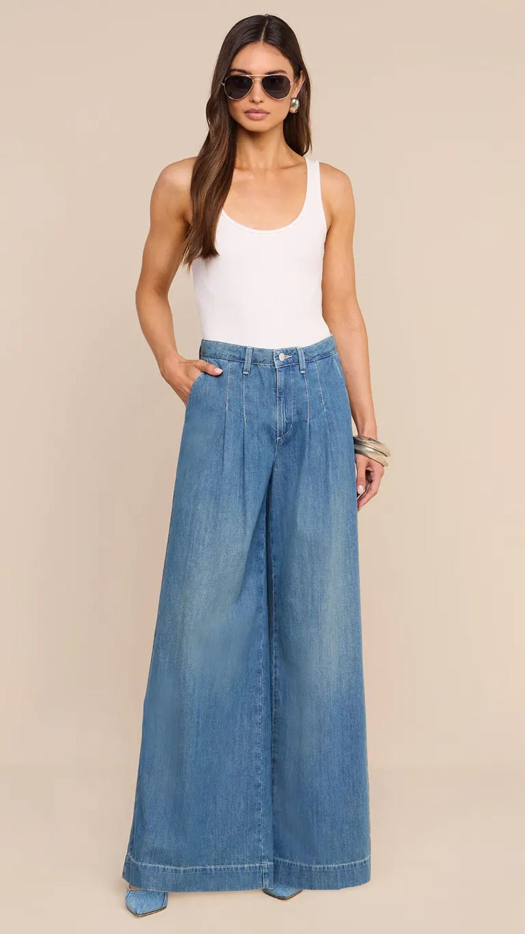 Jayani Pleated Wide-Leg Jean Saratoga - L'Agence