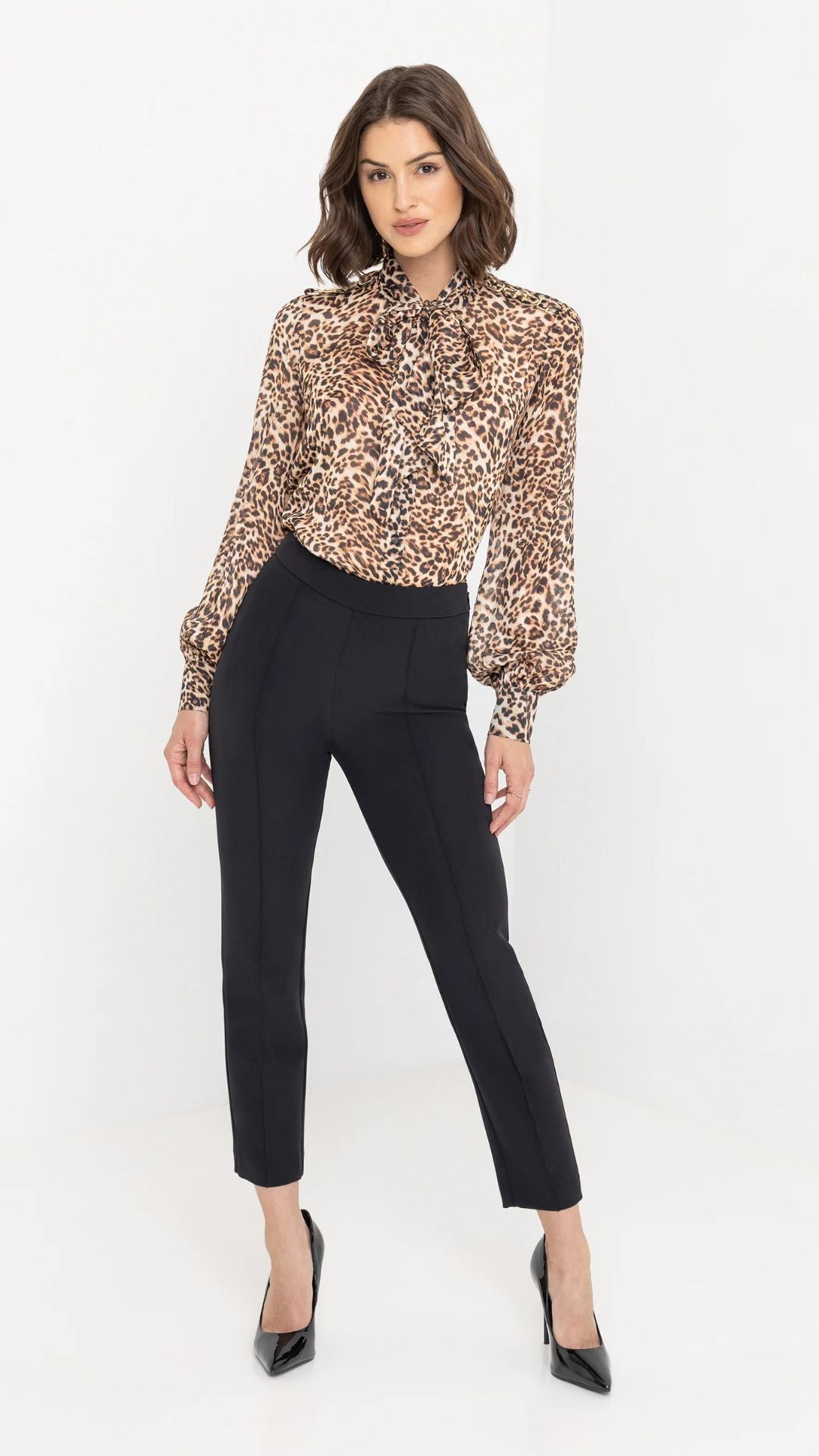 Veralli Leo Blouse