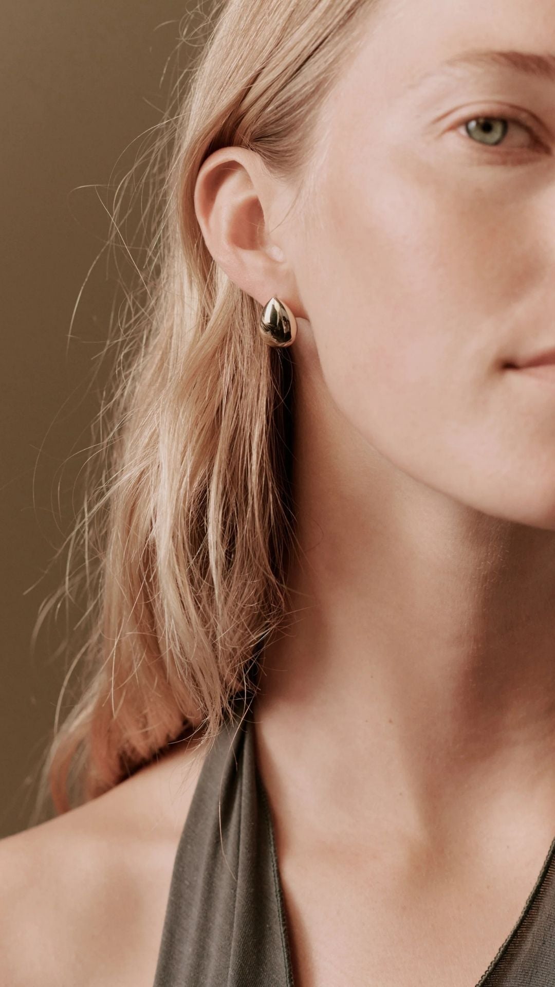 Hannah Teardrop Studs