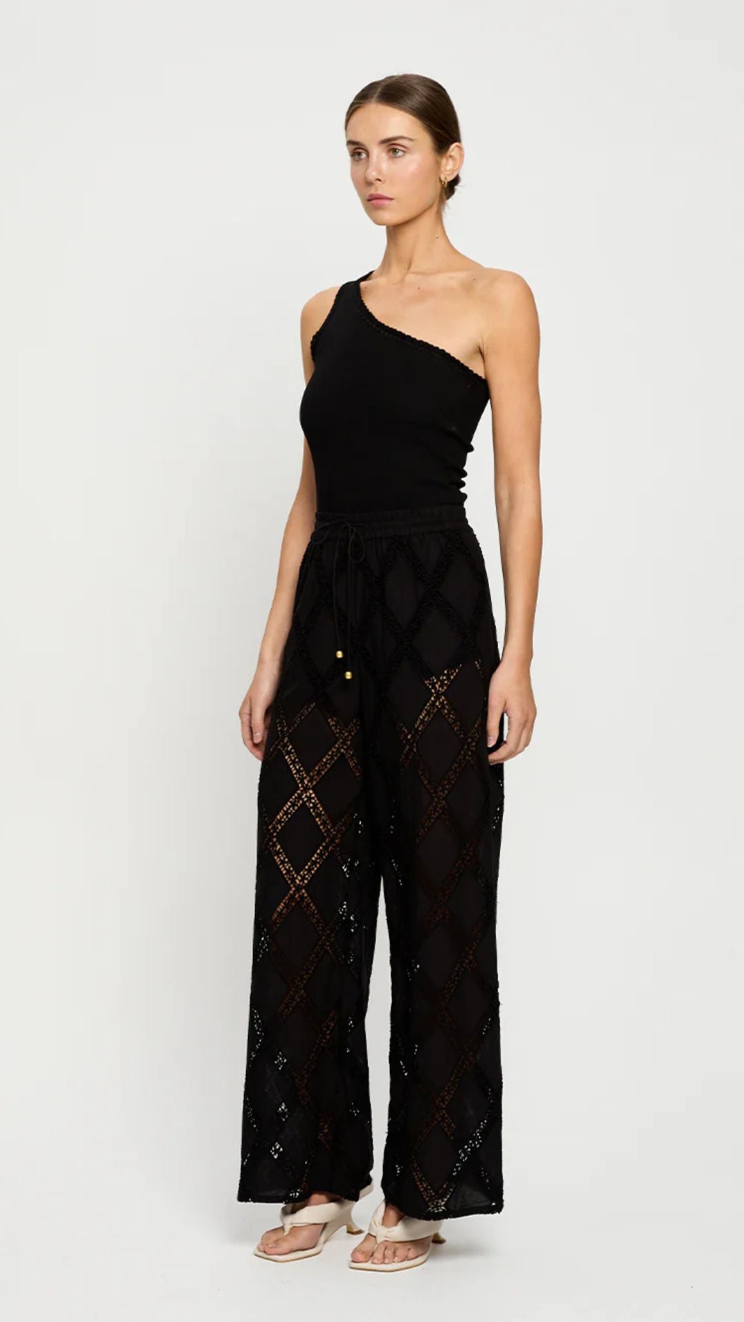 Izzy Pant