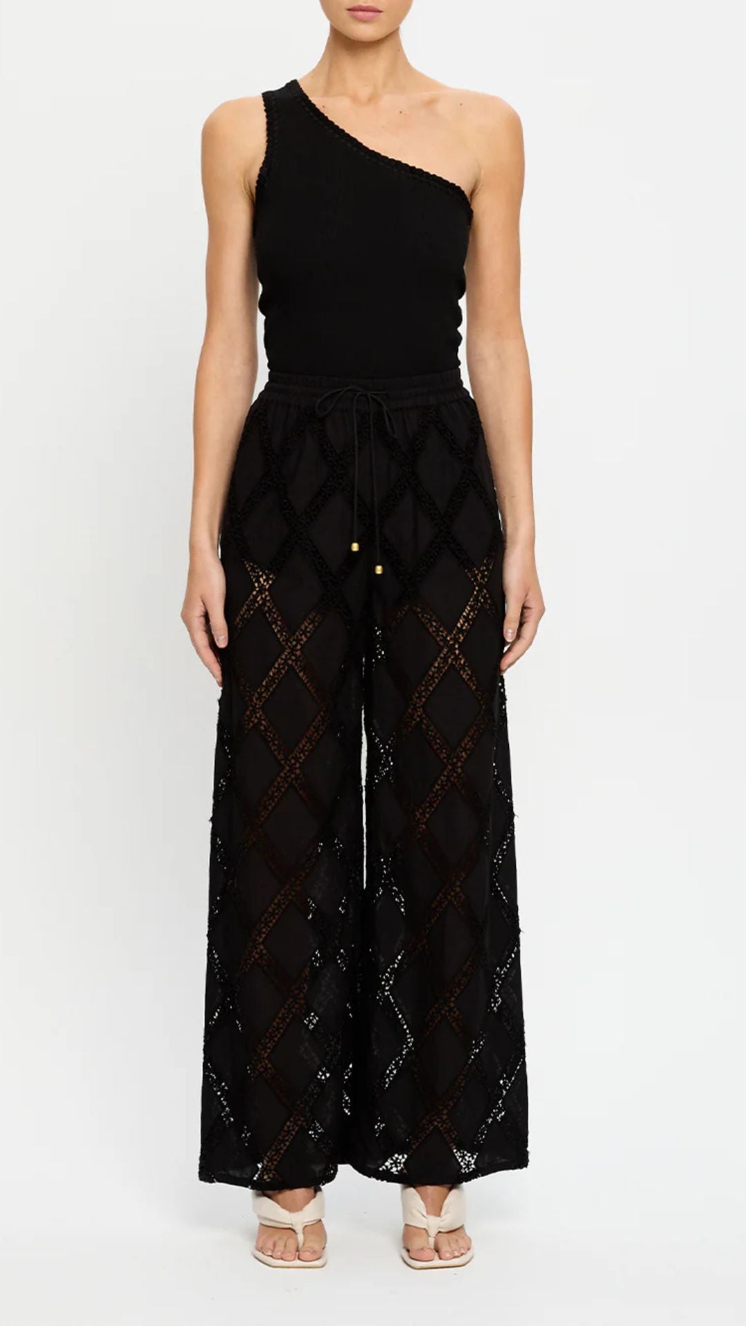 Izzy Pant