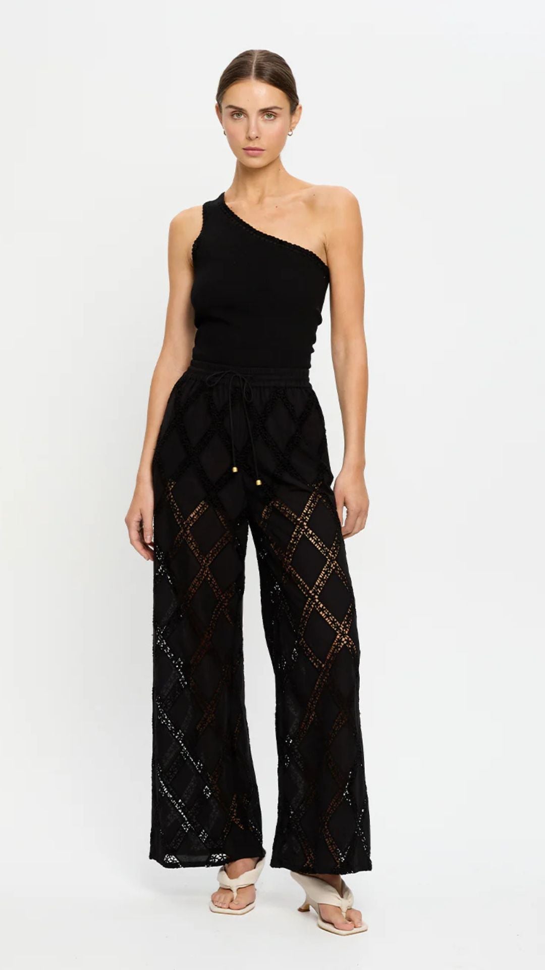 Izzy Pant