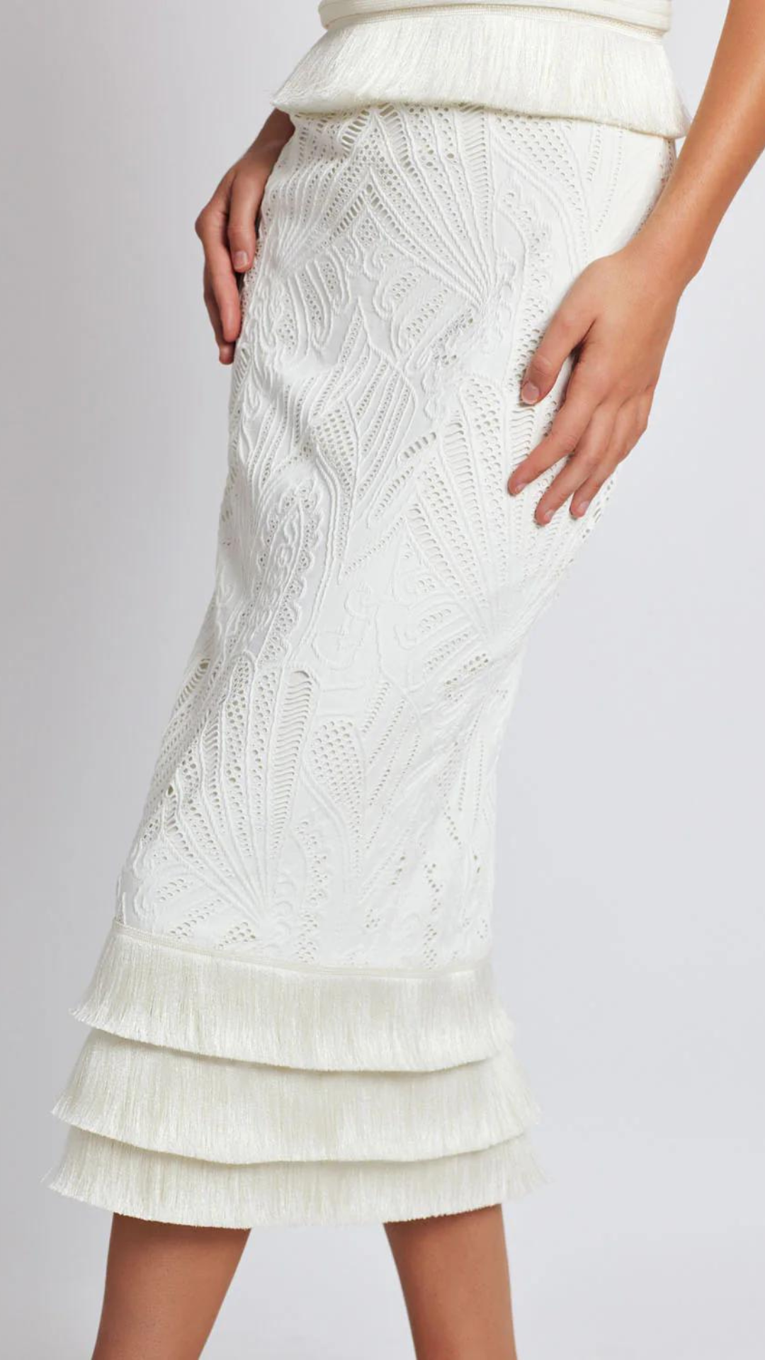 Sleeveless Lace Midi Dress - Patbo