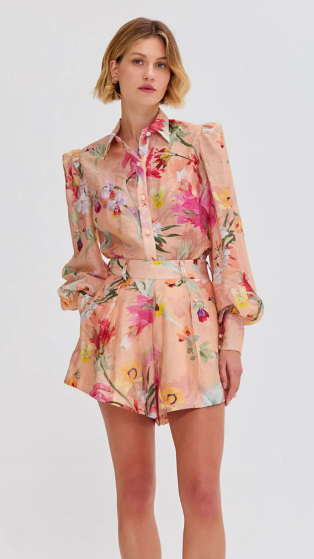 Lily Flower Short - Patbo