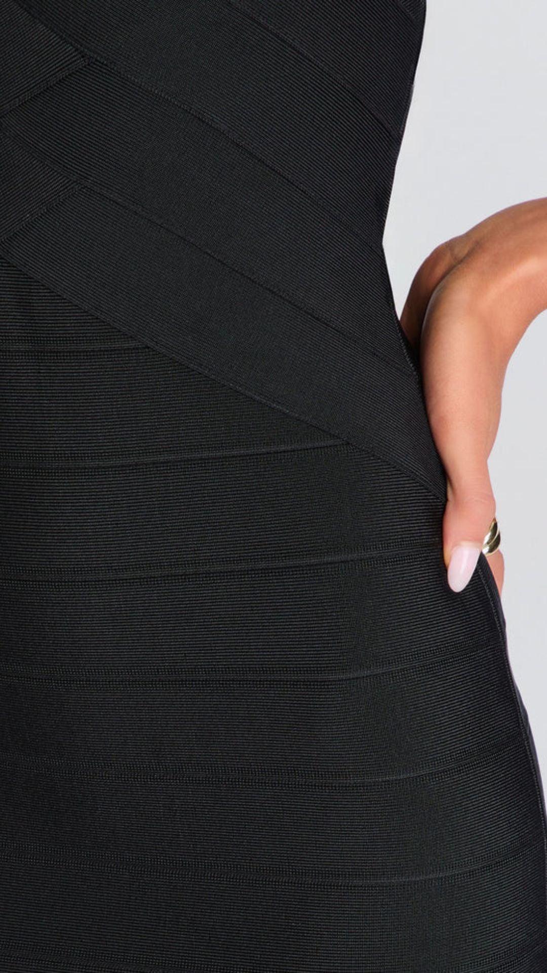 Avira Bandage Dress in Black - Retrofete