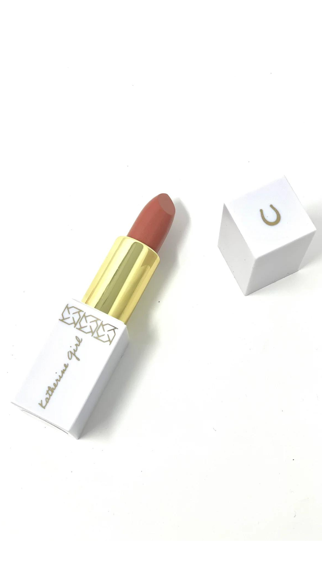 A+ Friends Lipstick “Deni” - Katherine Girl